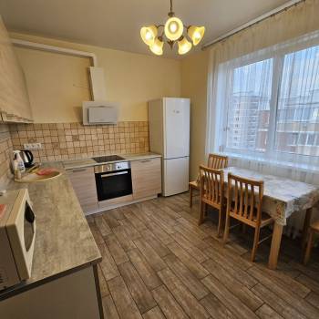 Сдается 2-х комнатная квартира, 65 м²