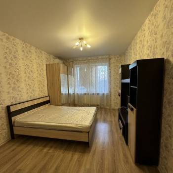 Сдается 1-комнатная квартира, 42 м²
