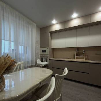 Продается 2-х комнатная квартира, 61 м²