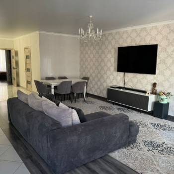Продается 3-х комнатная квартира, 102,4 м²