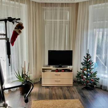 Продается Дом, 240 м²