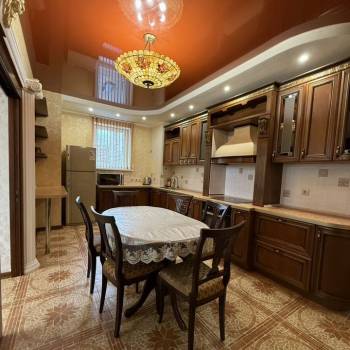 Сдается Многокомнатная квартира, 100 м²