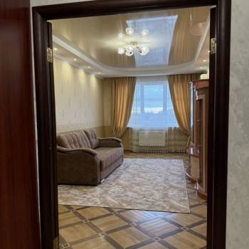 Сдается Многокомнатная квартира, 100 м²