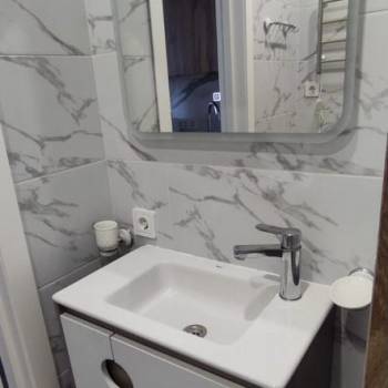 Продается 1-комнатная квартира, 35 м²