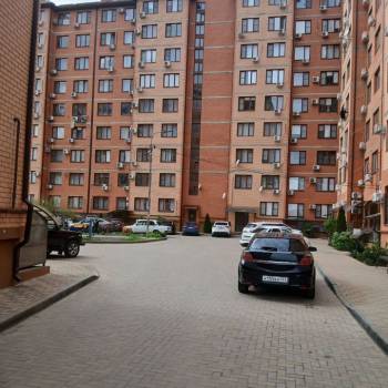 Продается 1-комнатная квартира, 35 м²