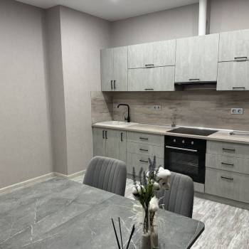 Сдается 2-х комнатная квартира, 68 м²