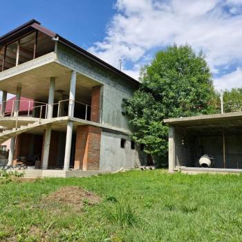Продается Дом, 200 м²