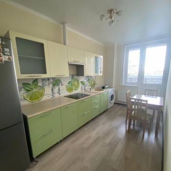 Сдается 1-комнатная квартира, 44 м²