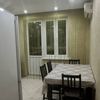 Сдается 2-х комнатная квартира, 66 м²