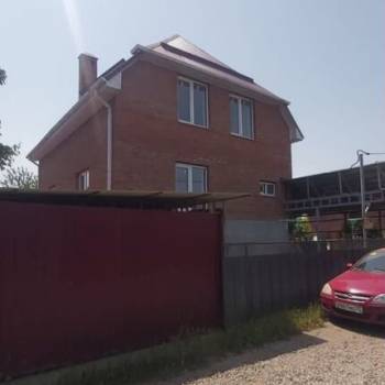 Продается Дом, 180 м²