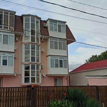 Продается 1-комнатная квартира, 40 м²