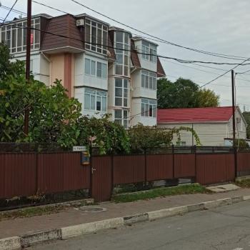 Продается 1-комнатная квартира, 40 м²