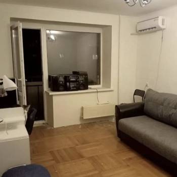 Продается 1-комнатная квартира, 34 м²