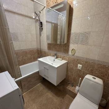 Сдается 1-комнатная квартира, 37 м²