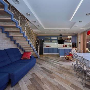 Продается Дом, 379 м²