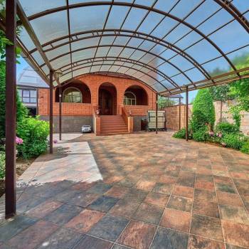 Продается Дом, 379 м²