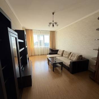 Сдается 1-комнатная квартира, 48 м²