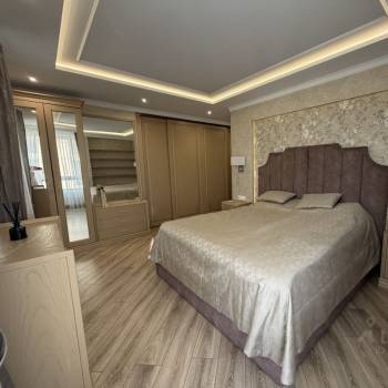 Продается 3-х комнатная квартира, 111 м²