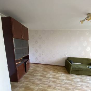 Сдается 1-комнатная квартира, 38 м²