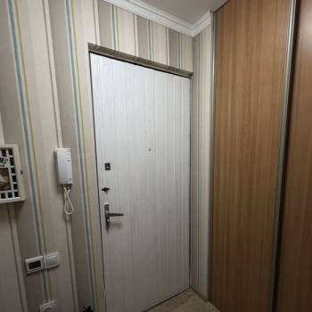 Продается Многокомнатная квартира, 74,4 м²