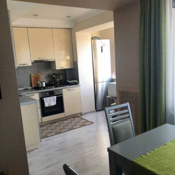 Продается 3-х комнатная квартира, 65,8 м²