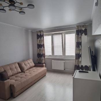 Сдается 1-комнатная квартира, 39 м²