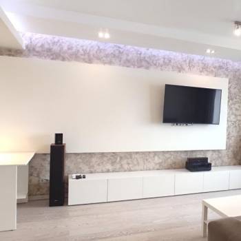 Сдается 2-х комнатная квартира, 80 м²