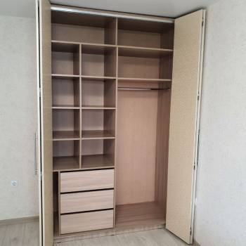 Продается 1-комнатная квартира, 38 м²