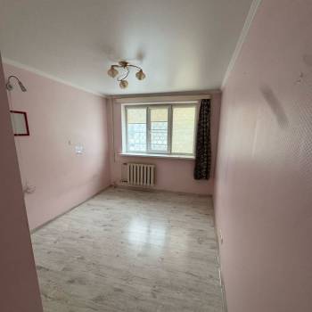 Продается 3-х комнатная квартира, 54 м²