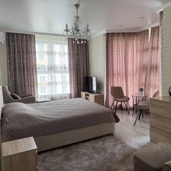Сдается 1-комнатная квартира, 42 м²