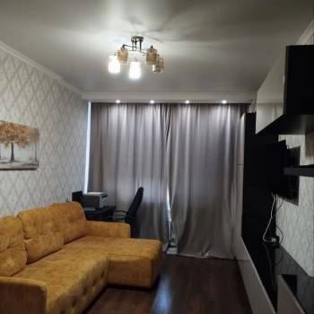 Продается 1-комнатная квартира, 42,3 м²