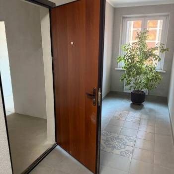 Продается 1-комнатная квартира, 51,9 м²