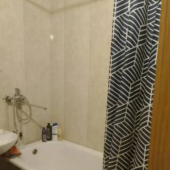 Сдается 1-комнатная квартира, 60 м²