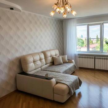Сдается Многокомнатная квартира, 90 м²