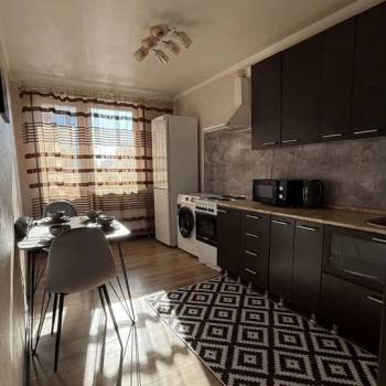 Продается 2-х комнатная квартира, 57 м²