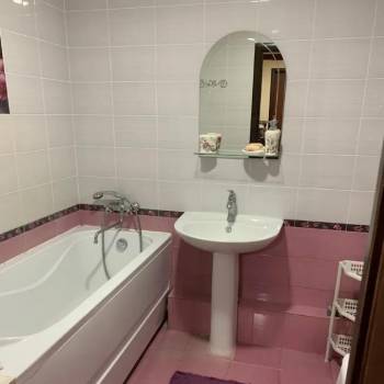 Сдается 2-х комнатная квартира, 66 м²