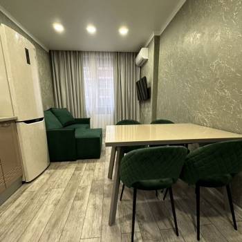 Продается 1-комнатная квартира, 42,7 м²