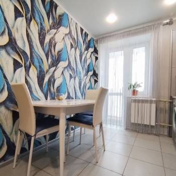 Сдается 1-комнатная квартира, 42 м²