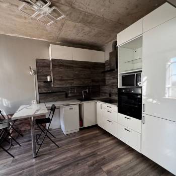 Сдается 1-комнатная квартира, 45 м²