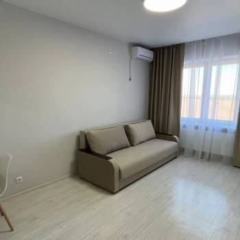 Сдается 1-комнатная квартира, 37 м²