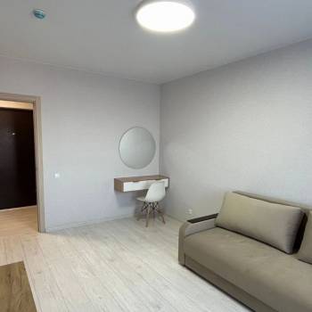 Сдается 1-комнатная квартира, 37 м²