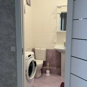 Сдается 1-комнатная квартира, 43 м²