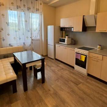 Сдается 1-комнатная квартира, 44 м²