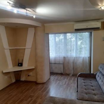 Сдается 1-комнатная квартира, 45 м²