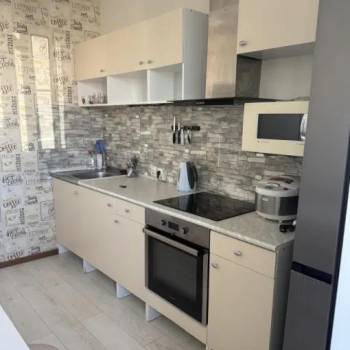Сдается 1-комнатная квартира, 45 м²