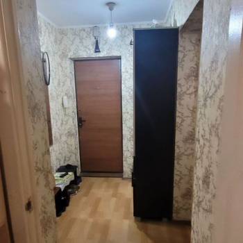 Продается 1-комнатная квартира, 37 м²