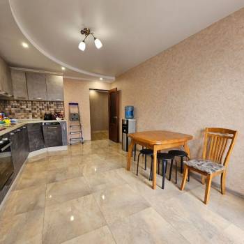 Продается 3-х комнатная квартира, 90 м²