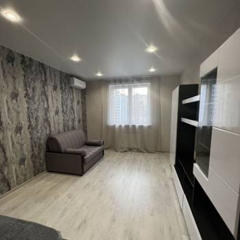 Продается 1-комнатная квартира, 47,4 м²