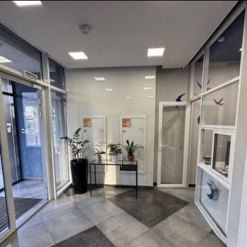 Сдается 1-комнатная квартира, 53 м²