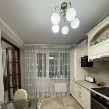 Сдается 2-х комнатная квартира, 70 м²